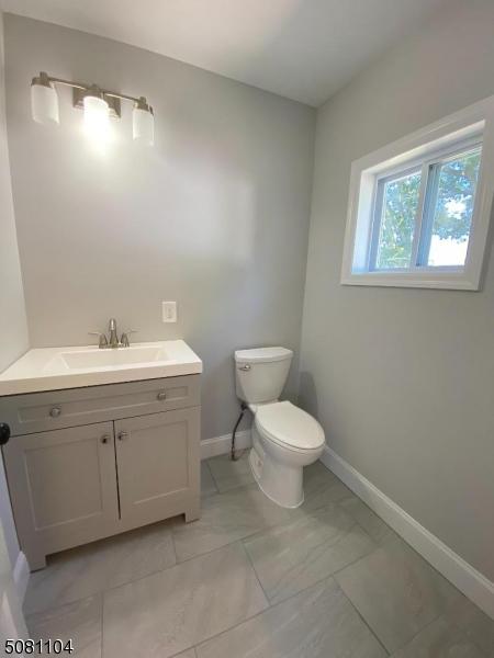 25 E Chrystal St, Dover, NJ 07801 photo 8