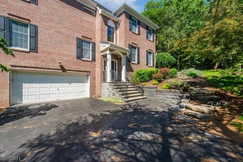 47 Spring Hill Cir, Wayne, NJ 07470 photo 2