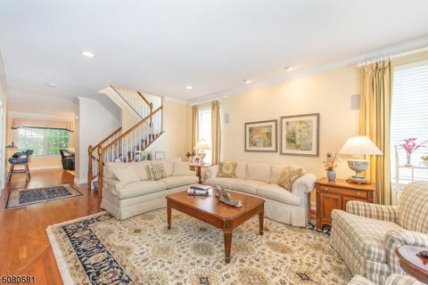 47 Spring Hill Cir, Wayne, NJ 07470 photo 3