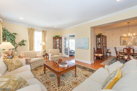 47 Spring Hill Cir, Wayne, NJ 07470 photo 4