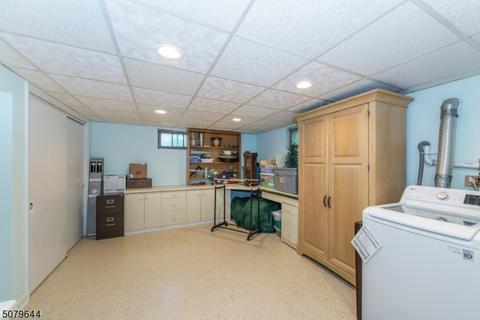 110 Carol Pl, Wayne, NJ 07470 photo 20