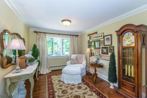 110 Carol Pl, Wayne, NJ 07470 photo 11