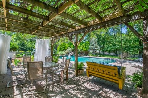110 Carol Pl, Wayne, NJ 07470 photo 21