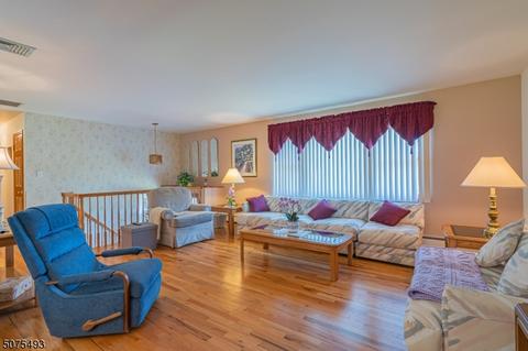 7 Robert St, Flanders, NJ 07836 photo 6