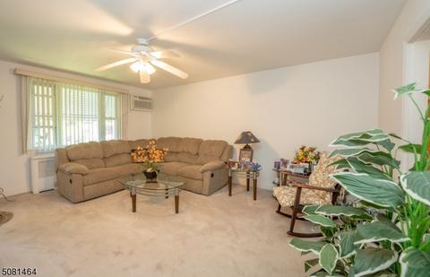 334 E 6th Ave, Roselle, NJ 07203 photo 5