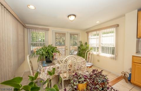 334 E 6th Ave, Roselle, NJ 07203 photo 8