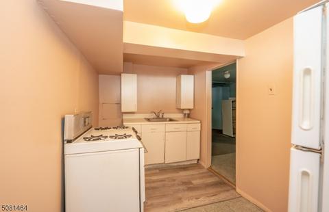 334 E 6th Ave, Roselle, NJ 07203 photo 10