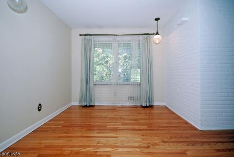 602 Ashland Rd, Middlesex, NJ 08846 photo 6