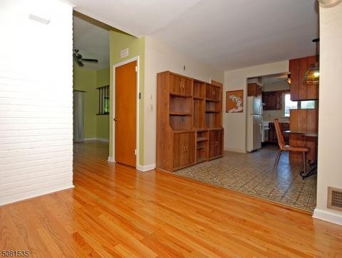 602 Ashland Rd, Middlesex, NJ 08846 photo 8