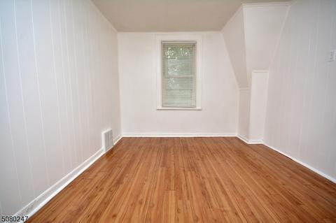 5 Stone St, North Plainfield, NJ 07060 photo 9