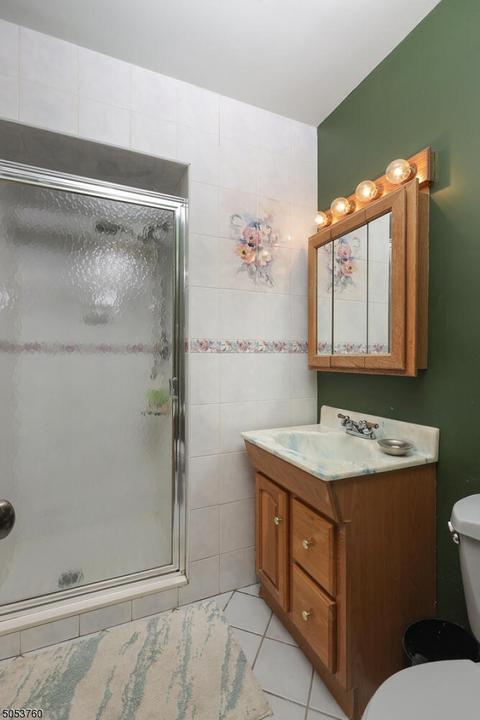 20 Harmon Rd, Edison, NJ 08837 photo 11