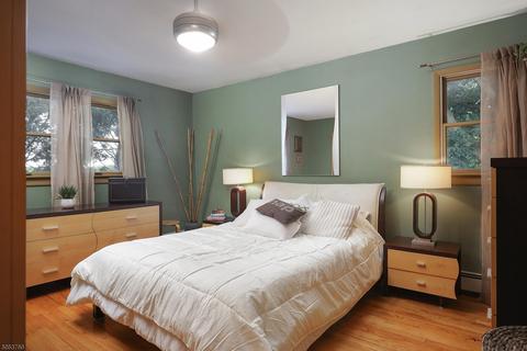 20 Harmon Rd, Edison, NJ 08837 photo 10