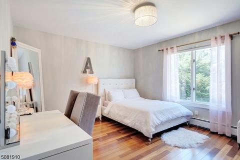 41 Smith St, Waldwick, NJ 07463 photo 15