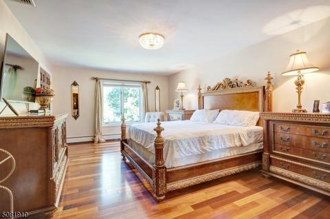 41 Smith St, Waldwick, NJ 07463 photo 13