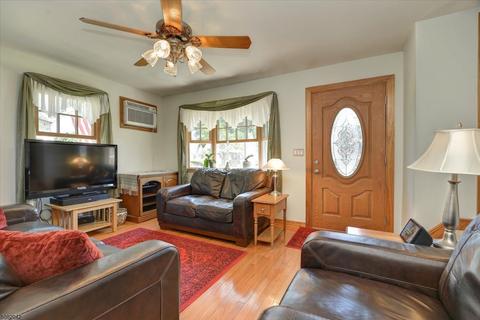 43 Smith Ave, Wanaque Boro, NJ 07420 photo 4
