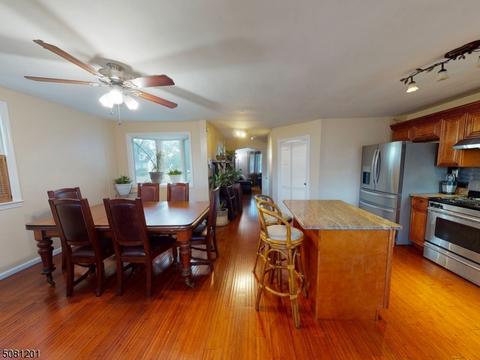 83 Main St, Franklin Twp, NJ 08873 photo 12
