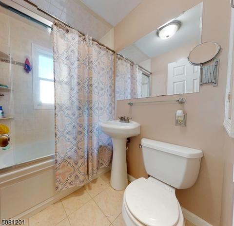 83 Main St, Franklin Twp, NJ 08873 photo 17