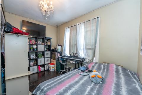 283 Williamson Ave, Hillside, NJ 07205 photo 9