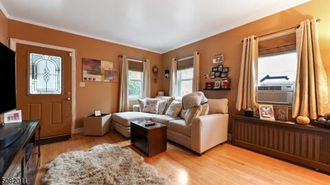 414 Melrose Ave, Middlesex, NJ 08846 photo 5