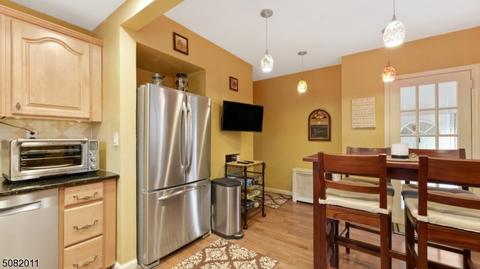 414 Melrose Ave, Middlesex, NJ 08846 photo 7
