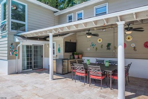 514 Forest Ave, Paramus, NJ 07652 photo 23