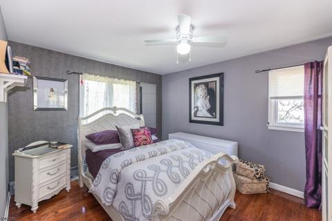 514 Forest Ave, Paramus, NJ 07652 photo 14