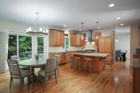 4 Harmony Rd, Warren, NJ 07059 photo 3