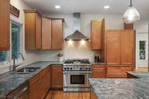 4 Harmony Rd, Warren, NJ 07059 photo 5