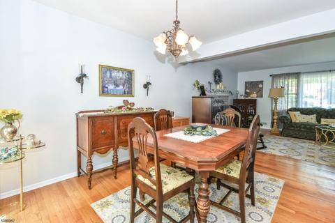 467 Mountainview Dr, North Plainfield, NJ 07063 photo 9