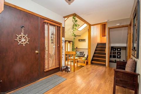 2 Lynn Dr, Byram Twp, NJ 07821 photo 4