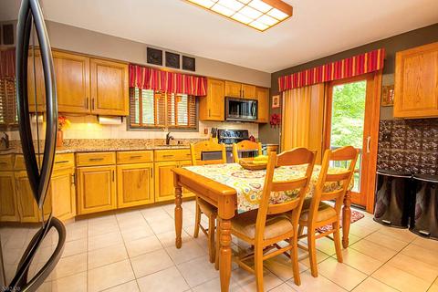 2 Lynn Dr, Byram Twp, NJ 07821 photo 5