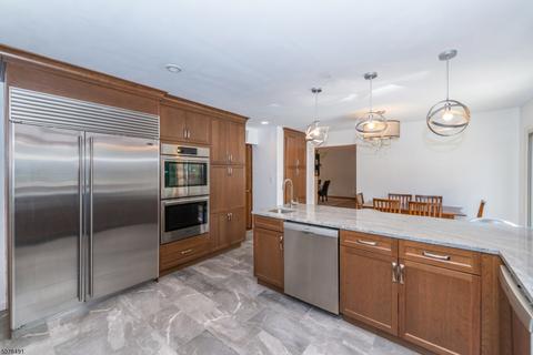 222 Webster Dr, Wayne, NJ 07470 photo 8