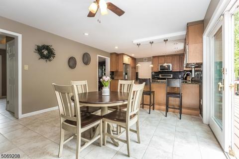 22 Arbor Rd, Wayne, NJ 07470 photo 8