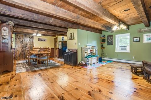 3 Wyckoff Rd, Hampton, NJ 08827 photo 2
