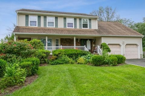 72 Fairmount Pl, Paramus, NJ 07652 photo 1