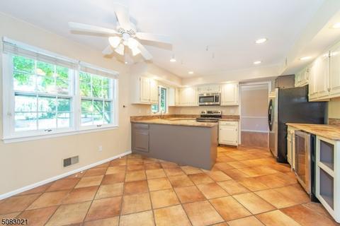 4 Pfizer Dr, Gladstone, NJ 07934 photo 7