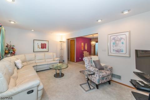 36 Graham Ave, Wayne, NJ 07470 photo 4