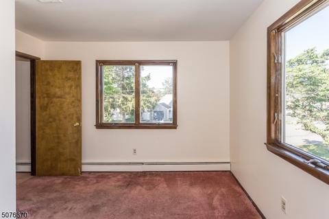6 Bergen Ave, Haskell, NJ 07420 photo 21