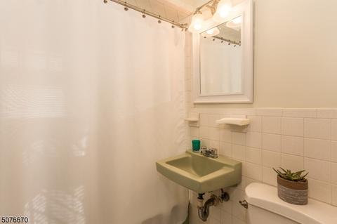 6 Bergen Ave, Haskell, NJ 07420 photo 14