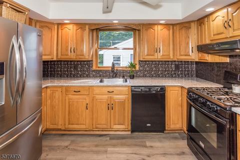 6 Bergen Ave, Haskell, NJ 07420 photo 12