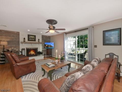 46 Gibbs Dr, Wayne, NJ 07470 photo 5