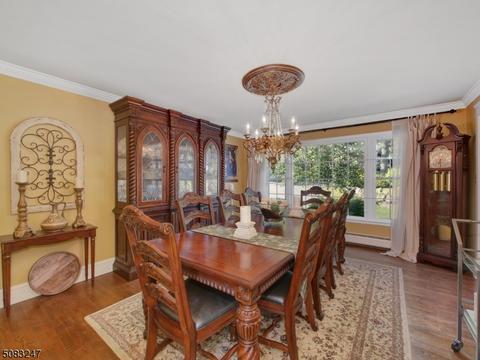 46 Gibbs Dr, Wayne, NJ 07470 photo 4