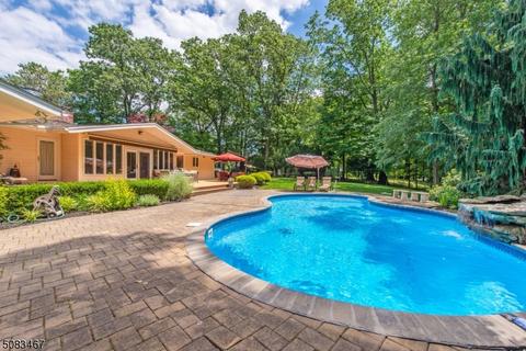 63 Chopin Dr, Wayne, NJ 07470 photo 24