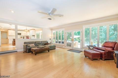 63 Chopin Dr, Wayne, NJ 07470 photo 14