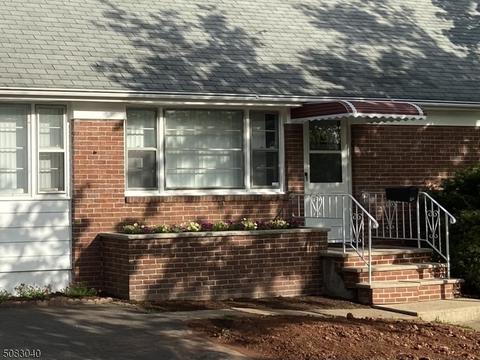 44 Montview Rd, Edison, NJ 08837 photo 3