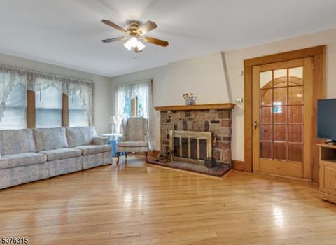 80 Davis Ave, Bloomfield, NJ 07003 photo 3