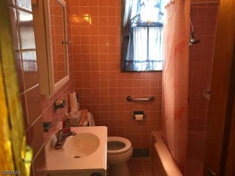 33 Danforth Ave, Paterson, NJ 07501 photo 8