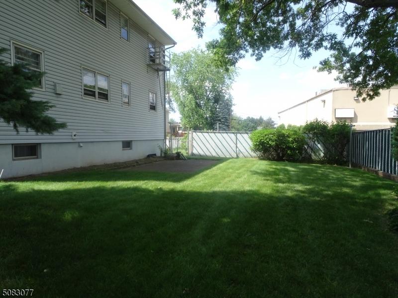  16 Pond St, Clifton, NJ 07013 photo 23
