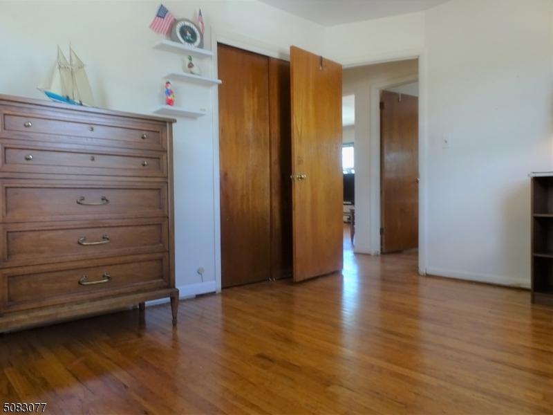  16 Pond St, Clifton, NJ 07013 photo 13