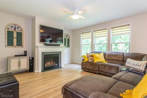 84 Helms Mill Rd, Hackettstown, NJ 07840 photo 9